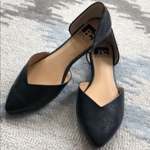 Size 8.5, new condition, pointy toe flats from BC.